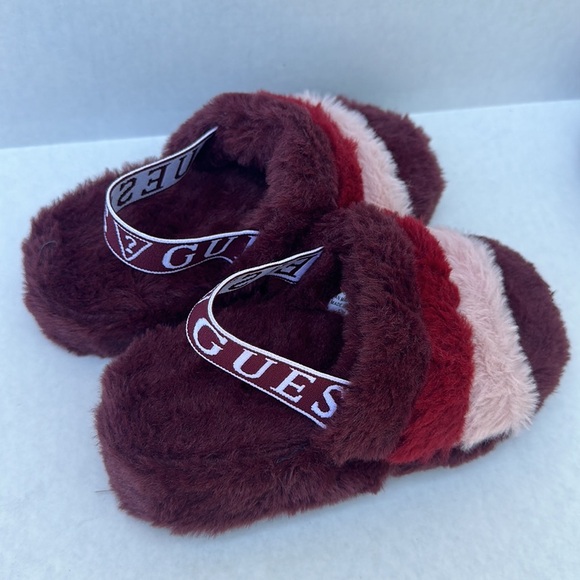New GUESS Liddie Faux-Fur Slippers - Picture 3 of 4